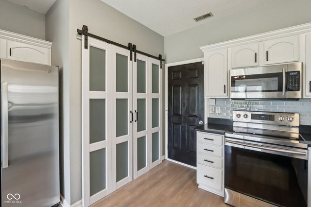 3766 Gray Heather Lane, Whitestown, IN 46075