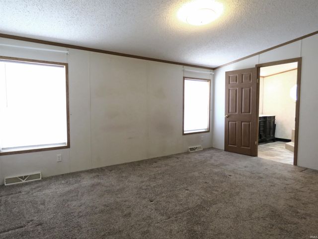 408 E 1st Street, Otterbein, IN 47970