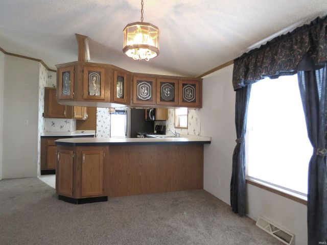 408 E 1st Street, Otterbein, IN 47970