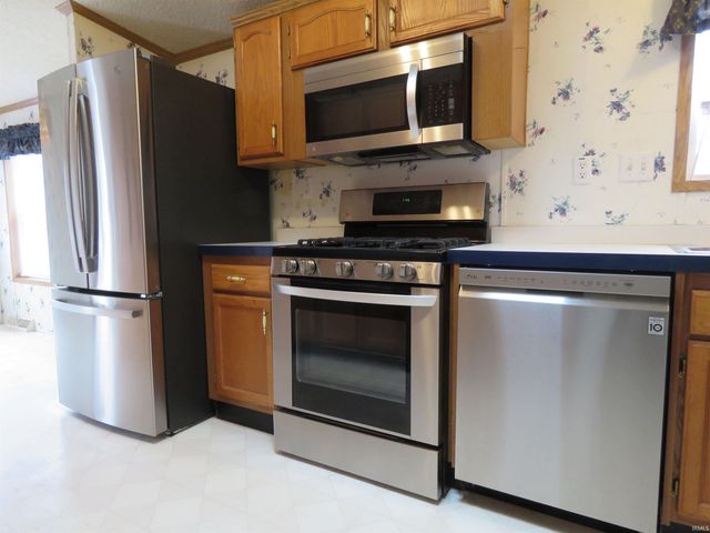 408 E 1st Street, Otterbein, IN 47970