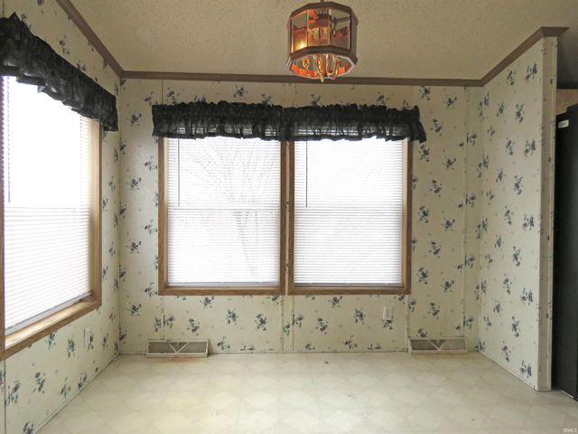 408 E 1st Street, Otterbein, IN 47970