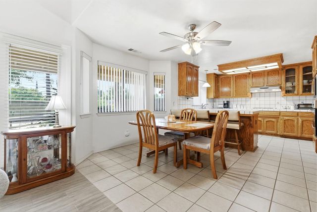 1845 E Evergreen Court, Visalia, CA 93292