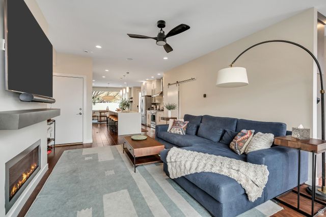 2444 S 900 E, Salt Lake City, UT 84106