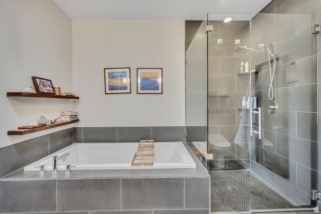 2444 S 900 E, Salt Lake City, UT 84106