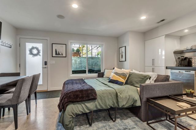 2444 S 900 E, Salt Lake City, UT 84106
