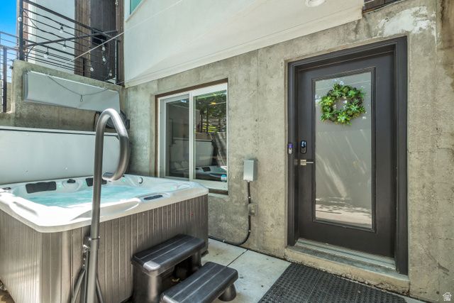 2444 S 900 E, Salt Lake City, UT 84106