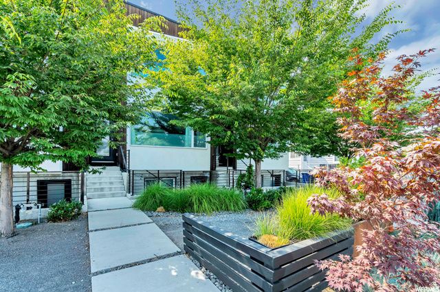 2444 S 900 E, Salt Lake City, UT 84106