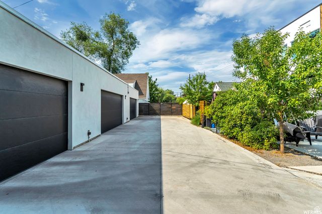 2444 S 900 E, Salt Lake City, UT 84106