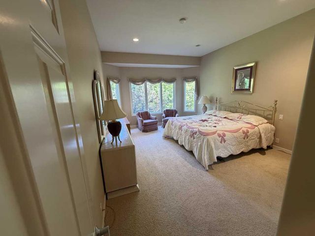 4786 Sunflower Ridge Drive, Ada, MI 49301
