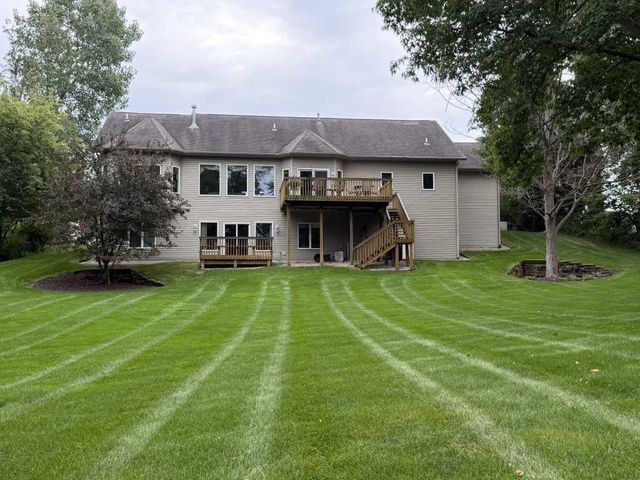 4786 Sunflower Ridge Drive, Ada, MI 49301