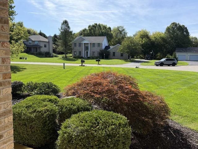 4786 Sunflower Ridge Drive, Ada, MI 49301