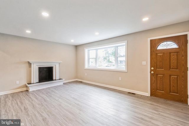 425 GRAPE ST, Warminster, PA 18974