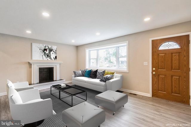 425 GRAPE ST, Warminster, PA 18974