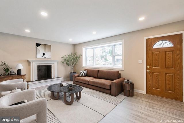 425 GRAPE ST, Warminster, PA 18974