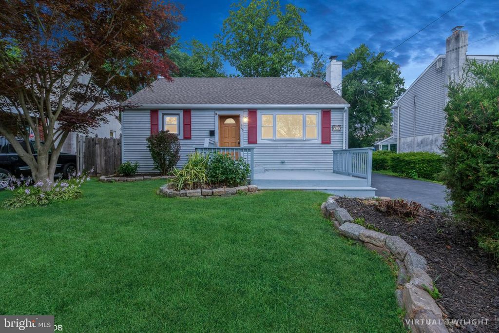 425 GRAPE ST, Warminster, PA 18974