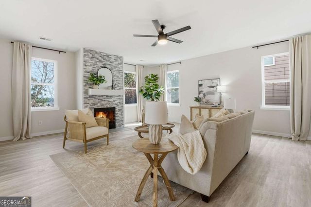 121 Camdyn Circle, Woodstock, GA 30188