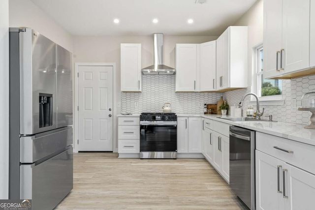 121 Camdyn Circle, Woodstock, GA 30188