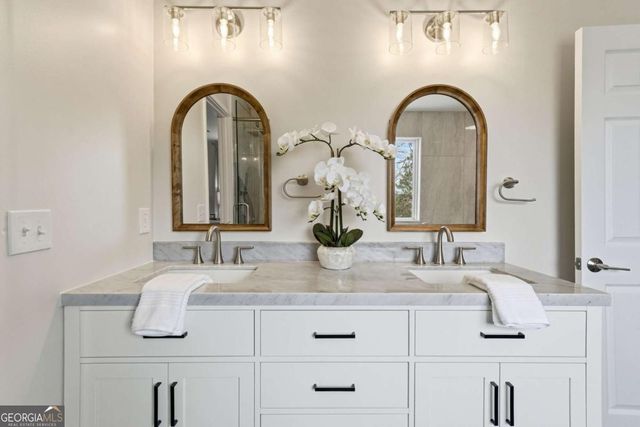 121 Camdyn Circle, Woodstock, GA 30188