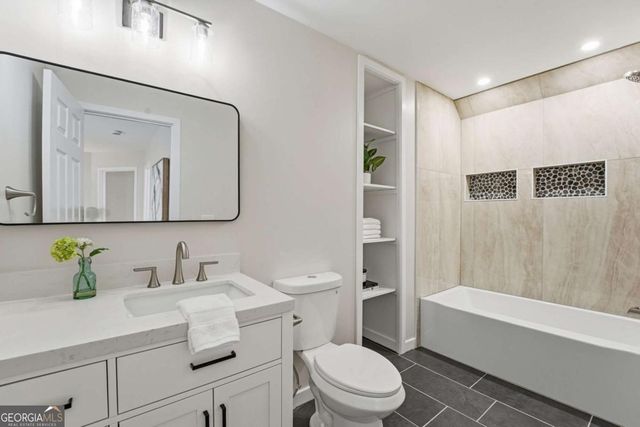 121 Camdyn Circle, Woodstock, GA 30188