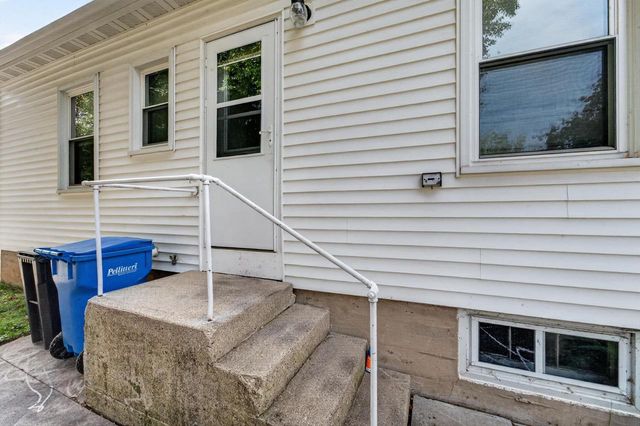 7205-7207 University Avenue, Middleton, WI 53562