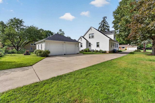 7205-7207 University Avenue, Middleton, WI 53562