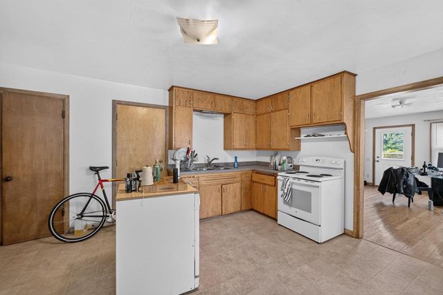 7205-7207 University Avenue, Middleton, WI 53562
