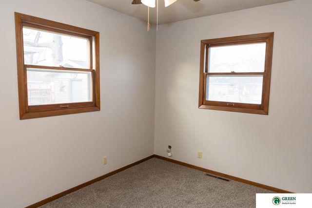 139 N Delaware Avenue, York, NE 68467