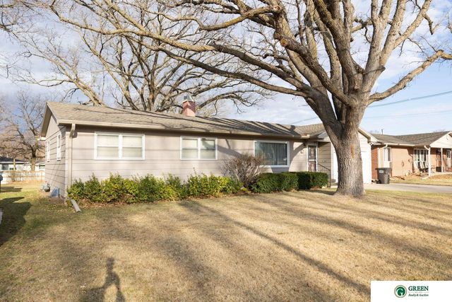139 N Delaware Avenue, York, NE 68467