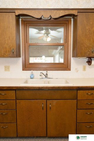 139 N Delaware Avenue, York, NE 68467