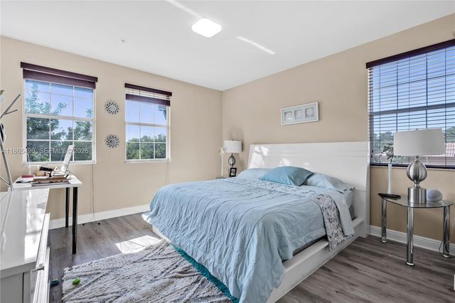 14749 SW 9th Street 3110, Pembroke Pines, FL 33027