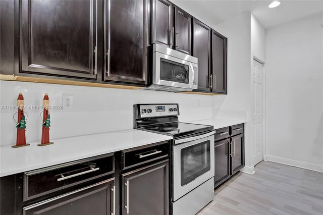 14749 SW 9th Street 3110, Pembroke Pines, FL 33027