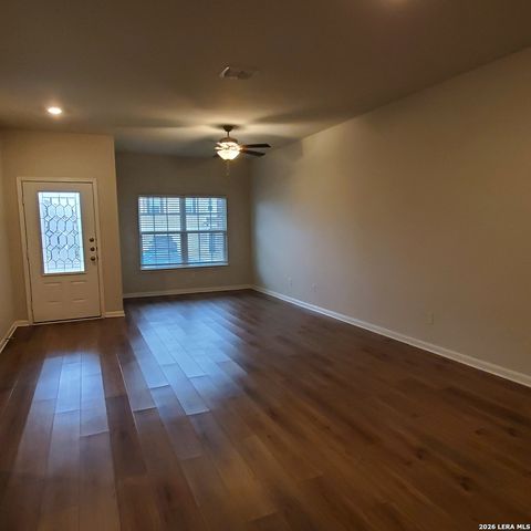 9206 FOXING BLFS, Converse, TX 78109