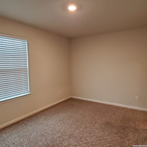 9206 FOXING BLFS, Converse, TX 78109