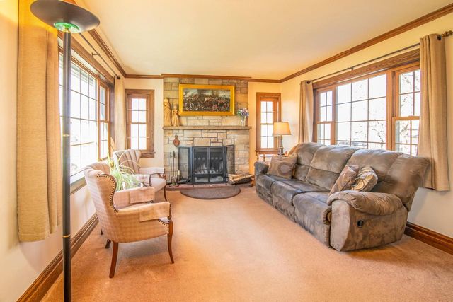 610 Clyman STREET, Watertown, WI 53094