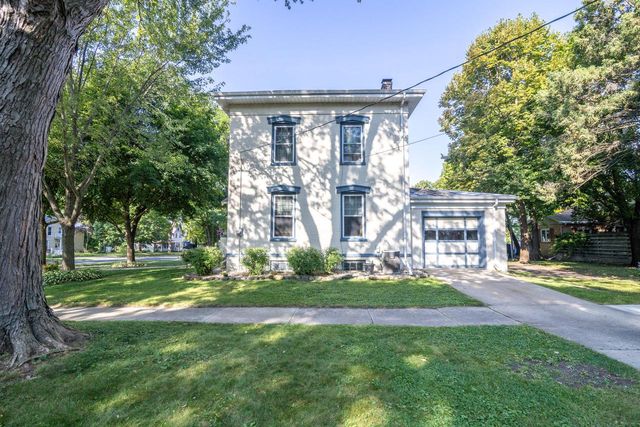 610 Clyman STREET, Watertown, WI 53094