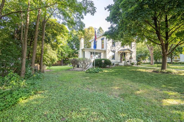 610 Clyman STREET, Watertown, WI 53094
