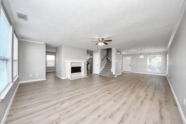 2438 Glenholly Park Drive, Sugar Land, TX 77498