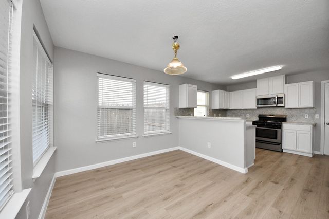 2438 Glenholly Park Drive, Sugar Land, TX 77498