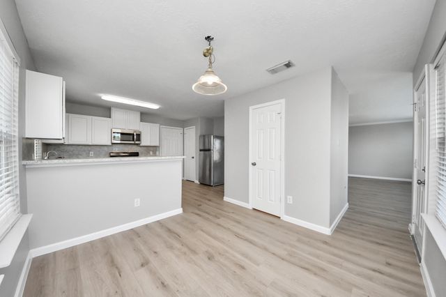 2438 Glenholly Park Drive, Sugar Land, TX 77498