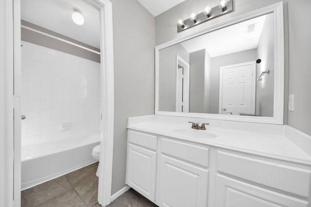 2438 Glenholly Park Drive, Sugar Land, TX 77498