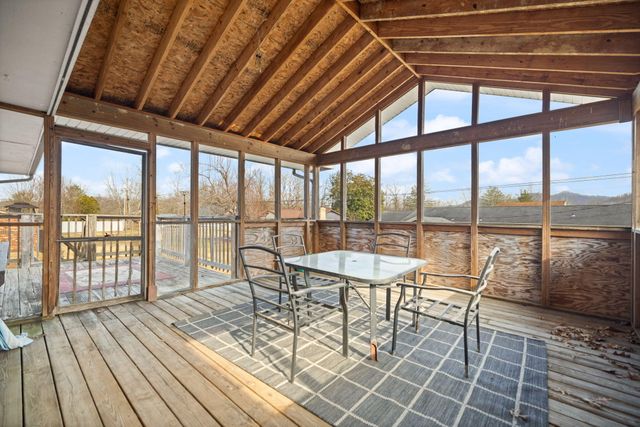 224 Circle Drive, Morehead, KY 40351