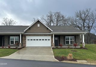 766 Snowflower Circle, Pigeon Forge, TN 37863