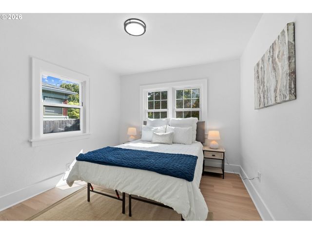 2641 Se 81ST Ave, Portland, OR 97206