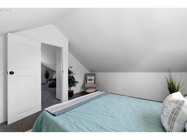 2641 Se 81ST Ave, Portland, OR 97206