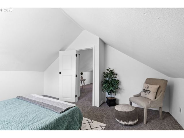 2641 Se 81ST Ave, Portland, OR 97206