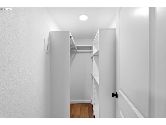 2641 Se 81ST Ave, Portland, OR 97206