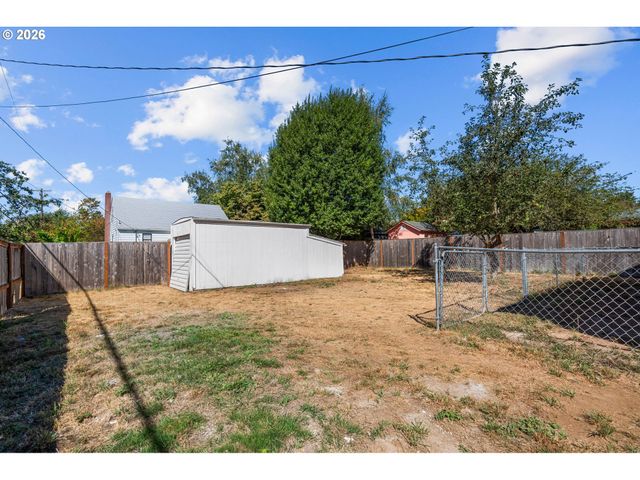 2641 Se 81ST Ave, Portland, OR 97206