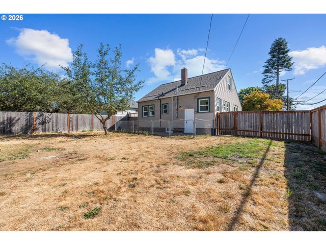 2641 Se 81ST Ave, Portland, OR 97206