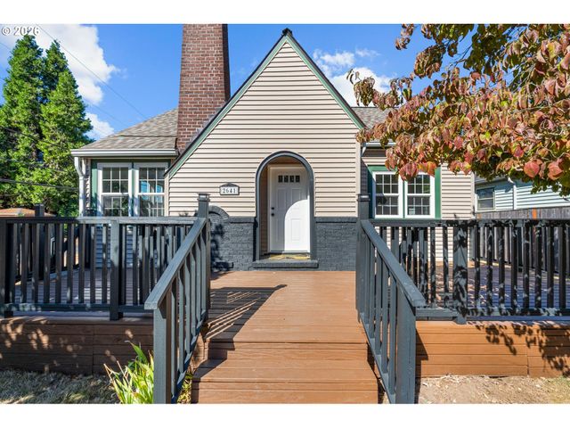 2641 Se 81ST Ave, Portland, OR 97206