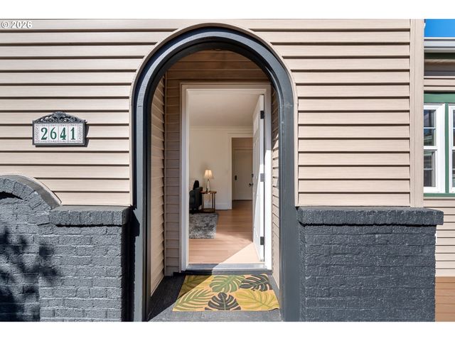 2641 Se 81ST Ave, Portland, OR 97206
